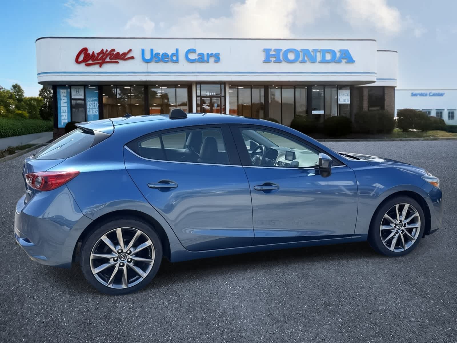 Thumbnail: 2018 Mazda Mazda3 - 6