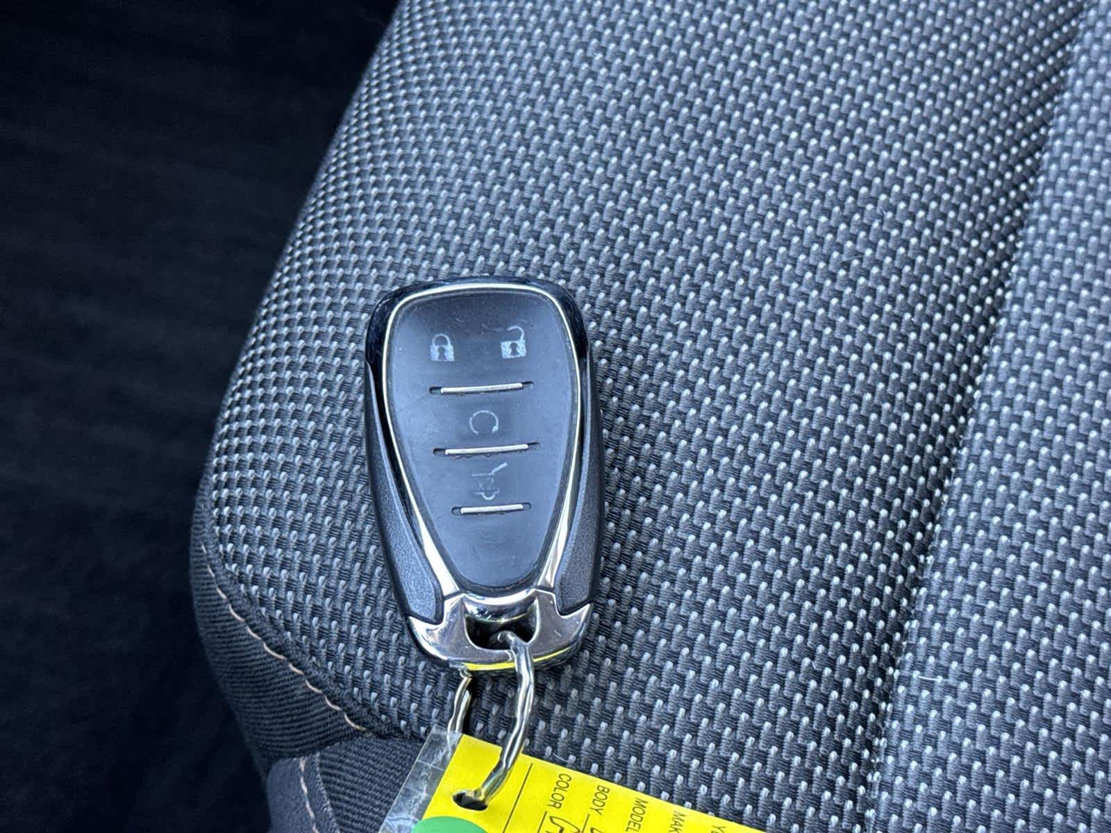 Thumbnail: 2019 Chevrolet Traverse - 31