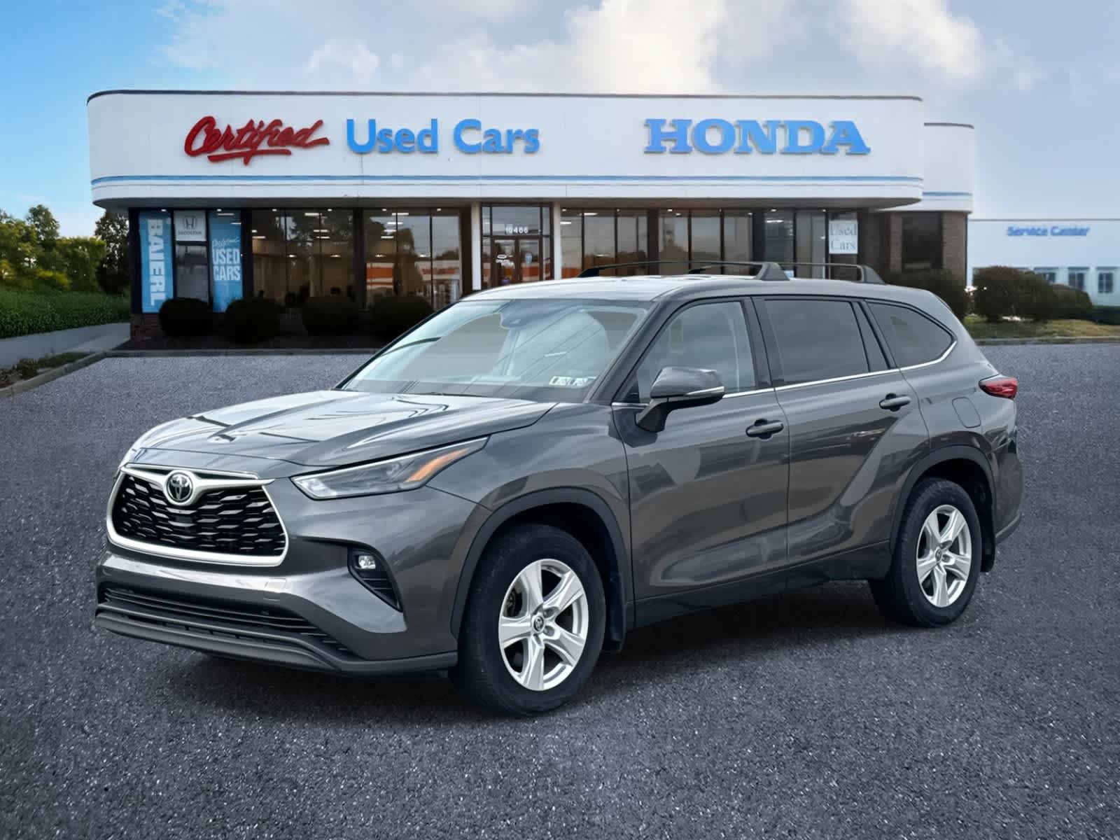 Thumbnail: 2022 Toyota Highlander - 1