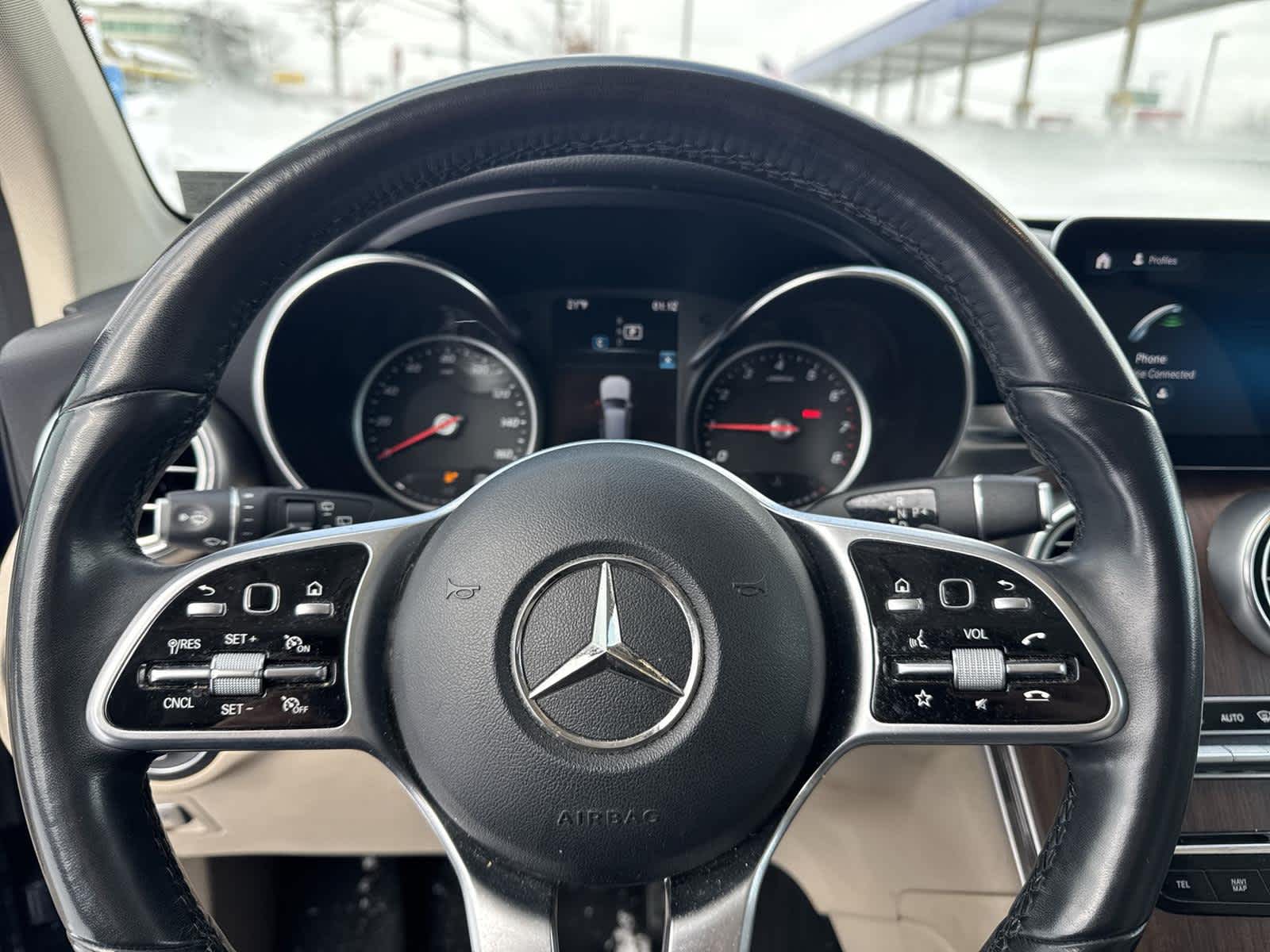 Thumbnail: 2022 Mercedes-Benz GLC - 18