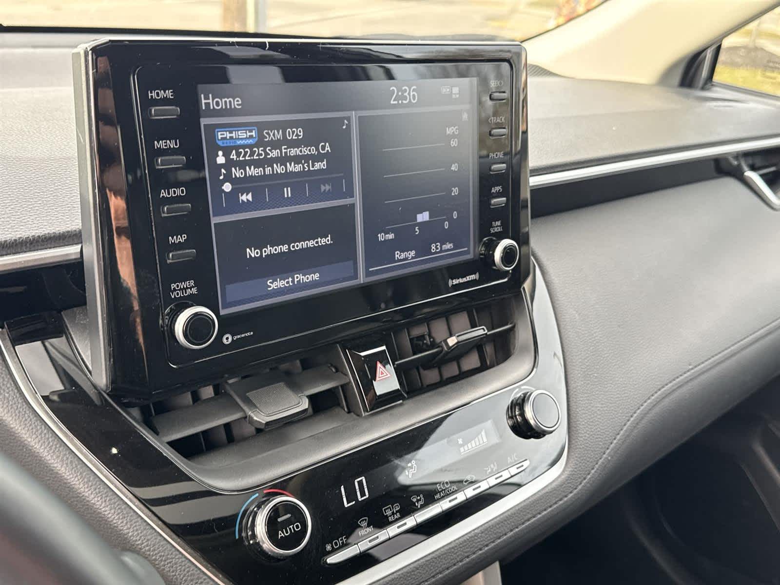 Thumbnail: 2022 Toyota Corolla Cross - 22