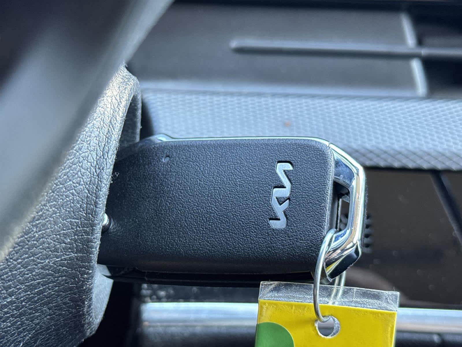 Thumbnail: 2023 Kia Sportage - 30