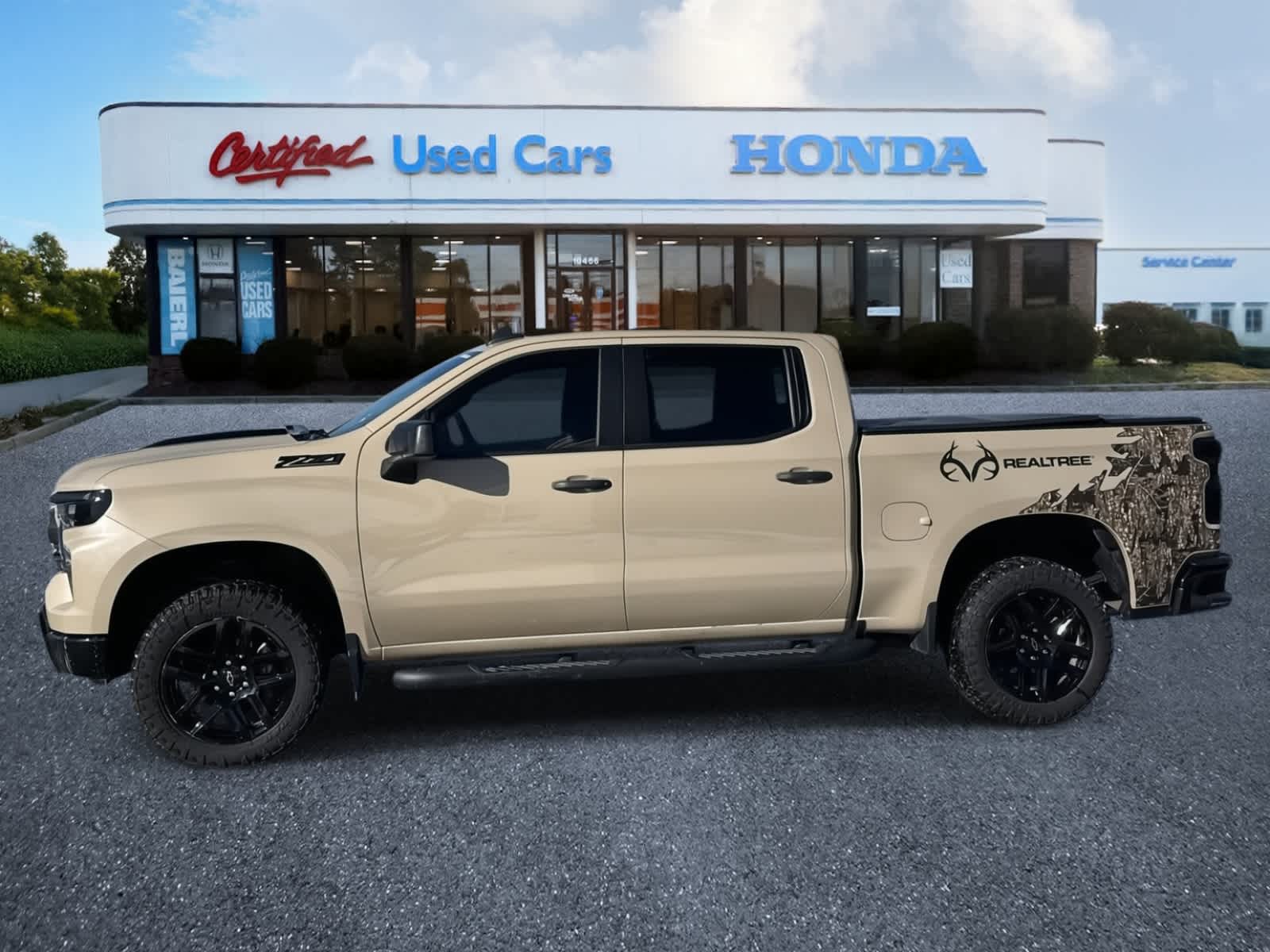 Thumbnail: 2022 Chevrolet Silverado 1500 - 2