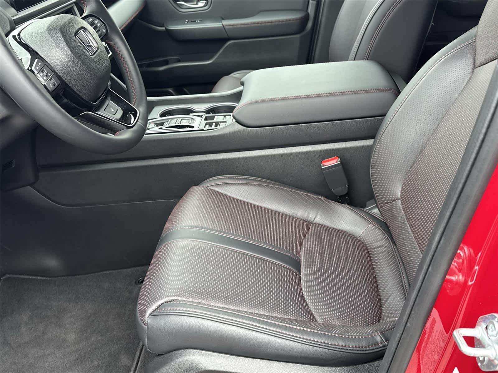 Thumbnail: 2025 Honda Pilot - 13