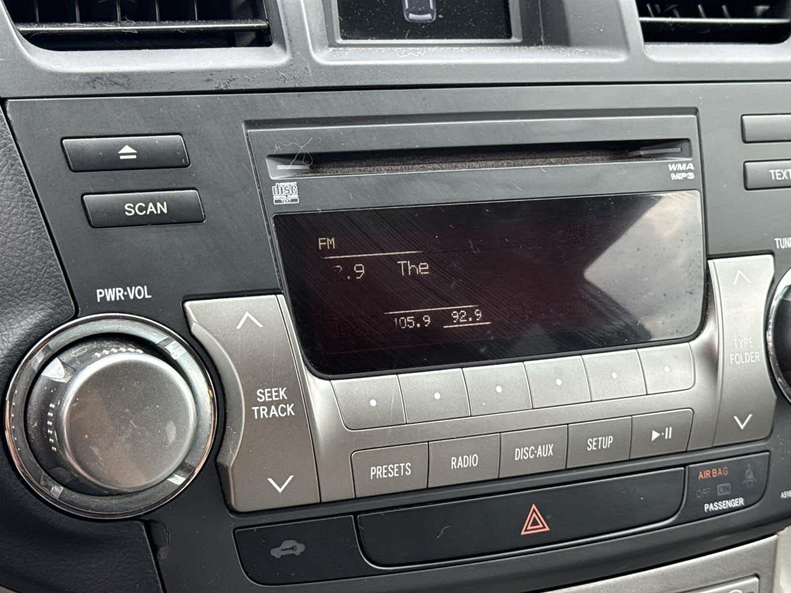 Thumbnail: 2012 Toyota Highlander - 26