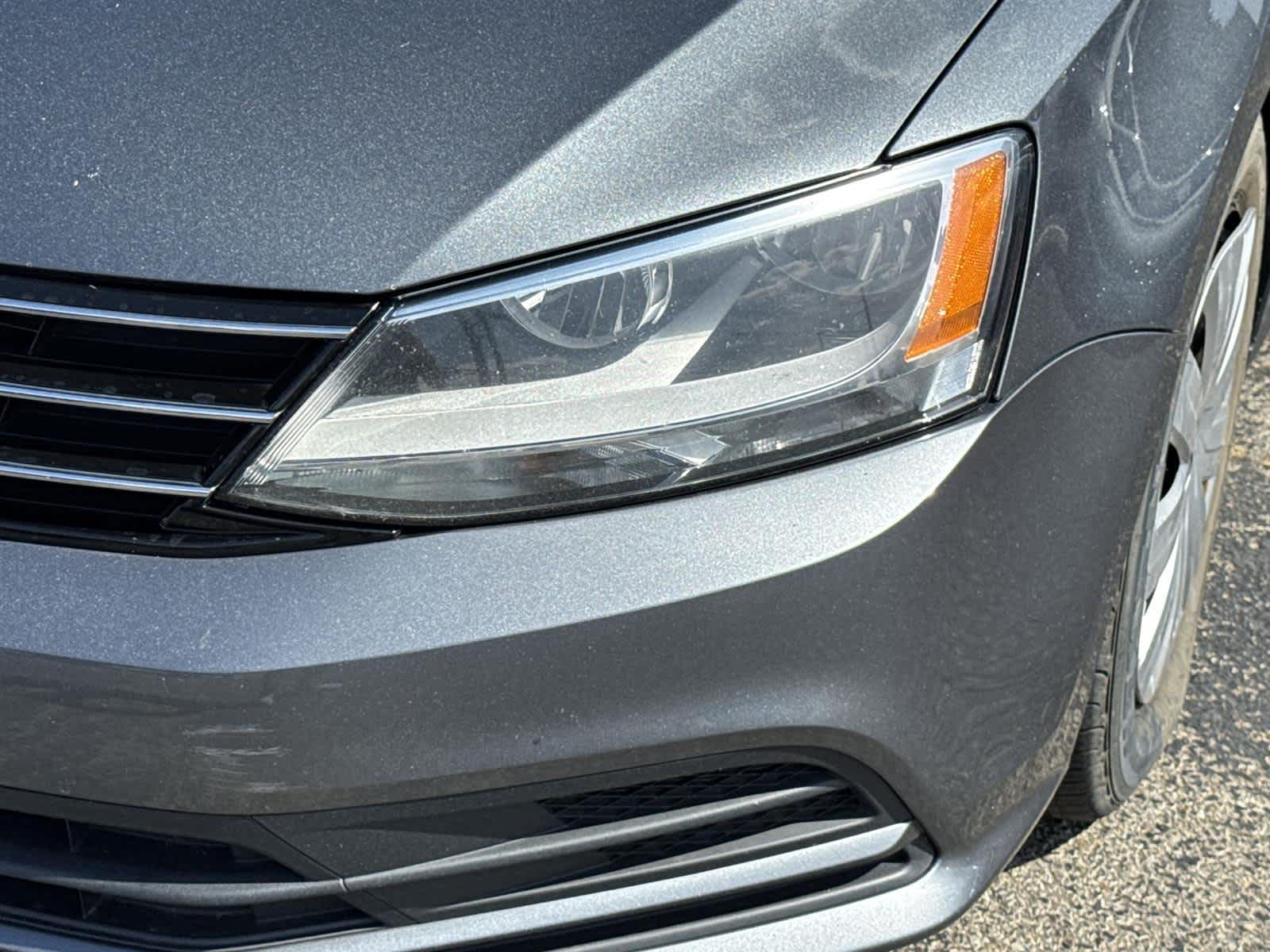 Thumbnail: 2016 Volkswagen Jetta - 10