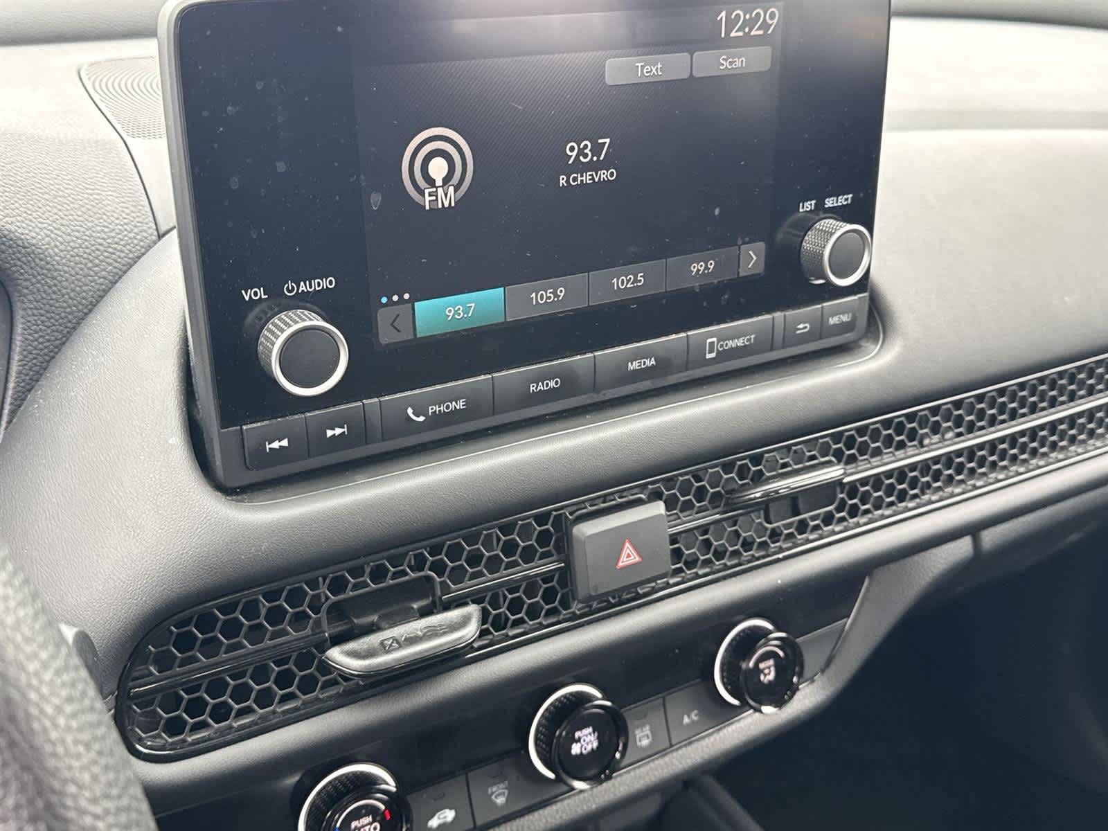 Thumbnail: 2025 Honda HR-V - 22