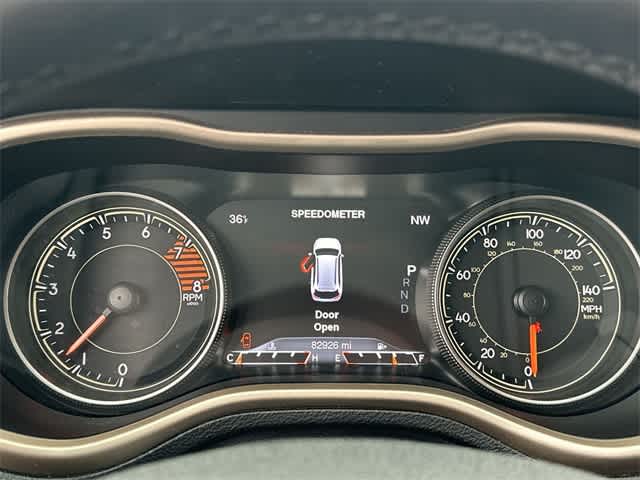 Thumbnail: 2016 Jeep Cherokee - 6