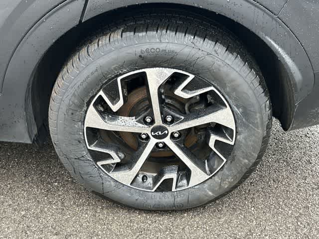 Thumbnail: 2023 Kia Sportage - 5