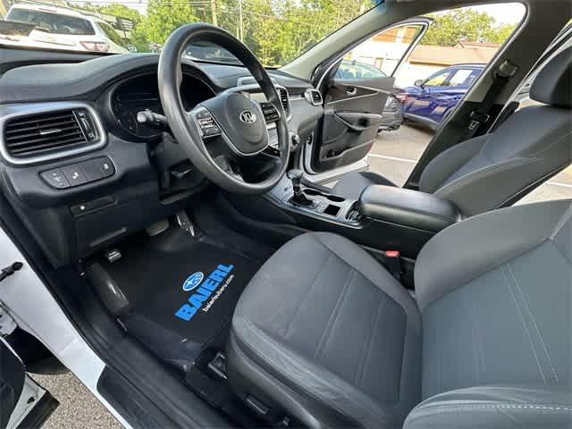 Thumbnail: 2019 Kia Sorento - 14