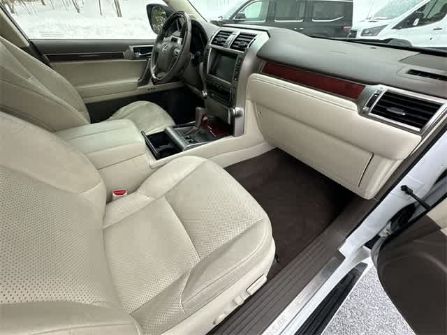 Thumbnail: 2013 Lexus GX - 21