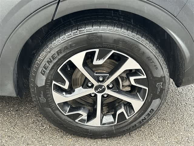 Thumbnail: 2023 Kia Sportage - 5