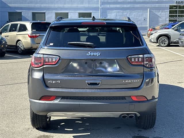 2017 Jeep Compass Limited photo 4