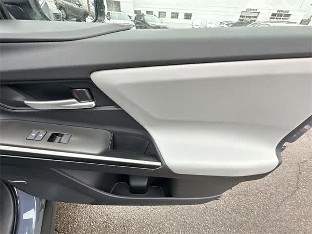 Thumbnail: 2026 Subaru Solterra - 22