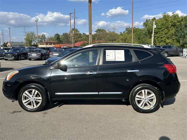 2012 Nissan Rogue SV AWD photo 2