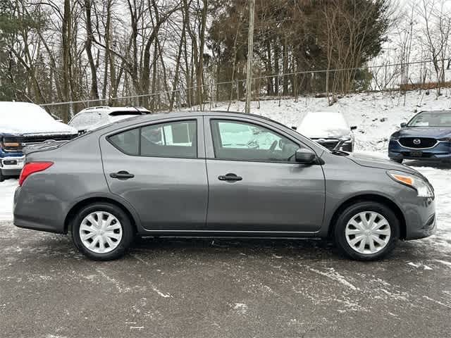 Thumbnail: 2019 Nissan Versa - 3