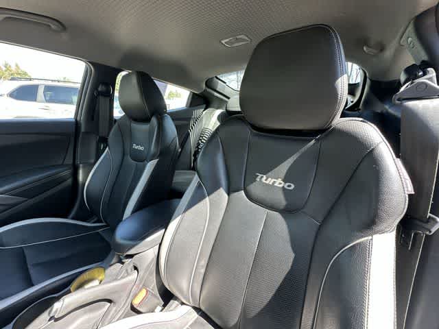 Thumbnail: 2014 Hyundai Veloster - 12