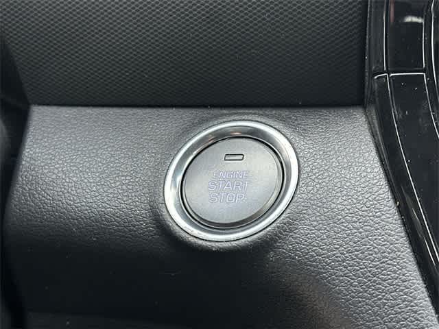 Thumbnail: 2022 Hyundai Ioniq - 10