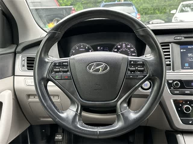 2017 Hyundai Sonata Sport 8