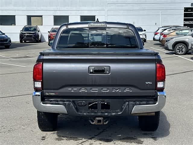 2018 Toyota Tacoma TRD V6 photo 3