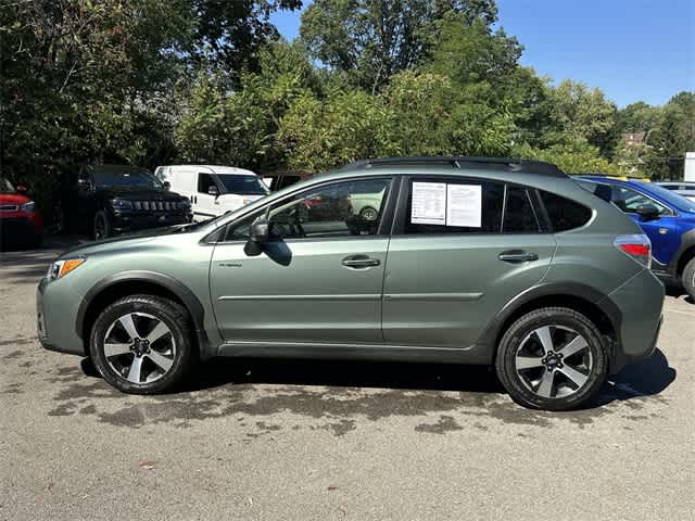 2016 Subaru Crosstrek Hybrid Touring photo 2