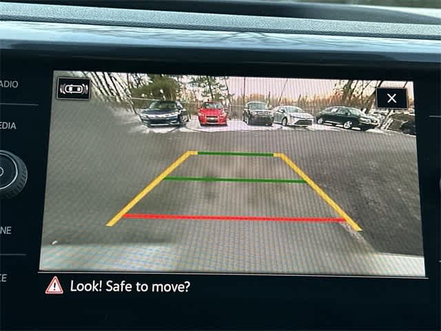 Thumbnail: 2022 Volkswagen Taos - 13