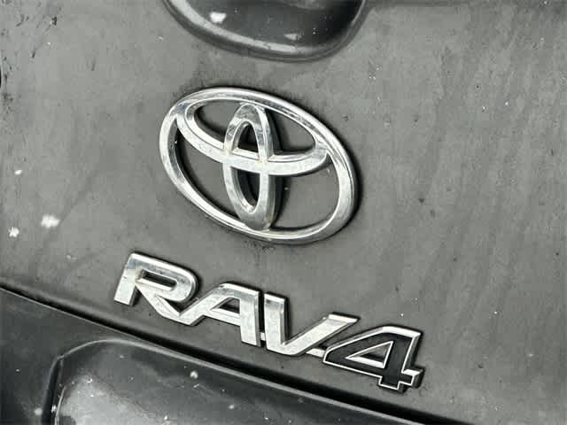 Thumbnail: 2012 Toyota RAV4 - 14