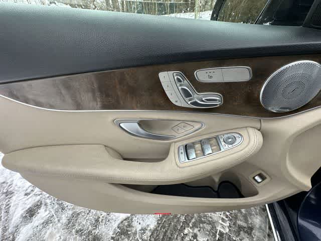 Thumbnail: 2017 Mercedes-Benz C-Class - 18