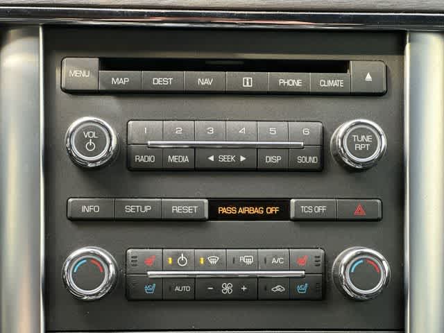 Thumbnail: 2011 Lincoln MKS - 16