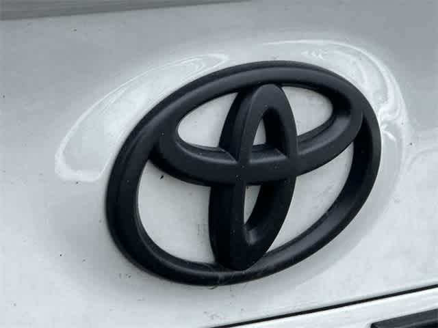 Thumbnail: 2023 Toyota Camry - 16