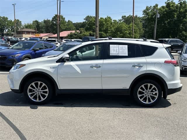 Thumbnail: 2018 Toyota RAV4 - 2