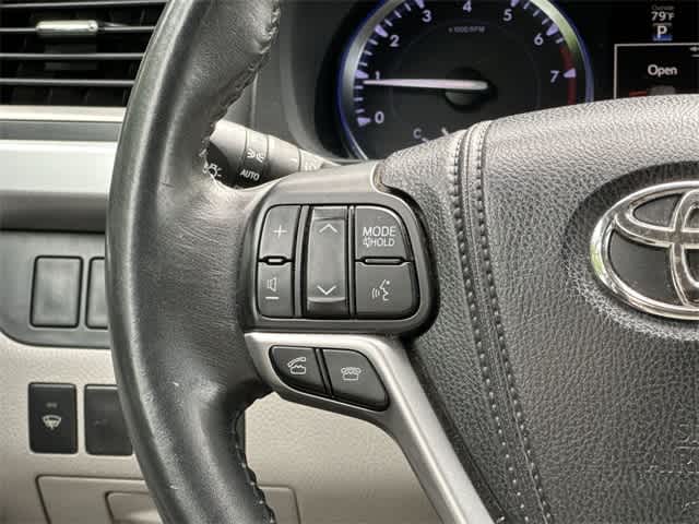 2014 Toyota Highlander XLE 9