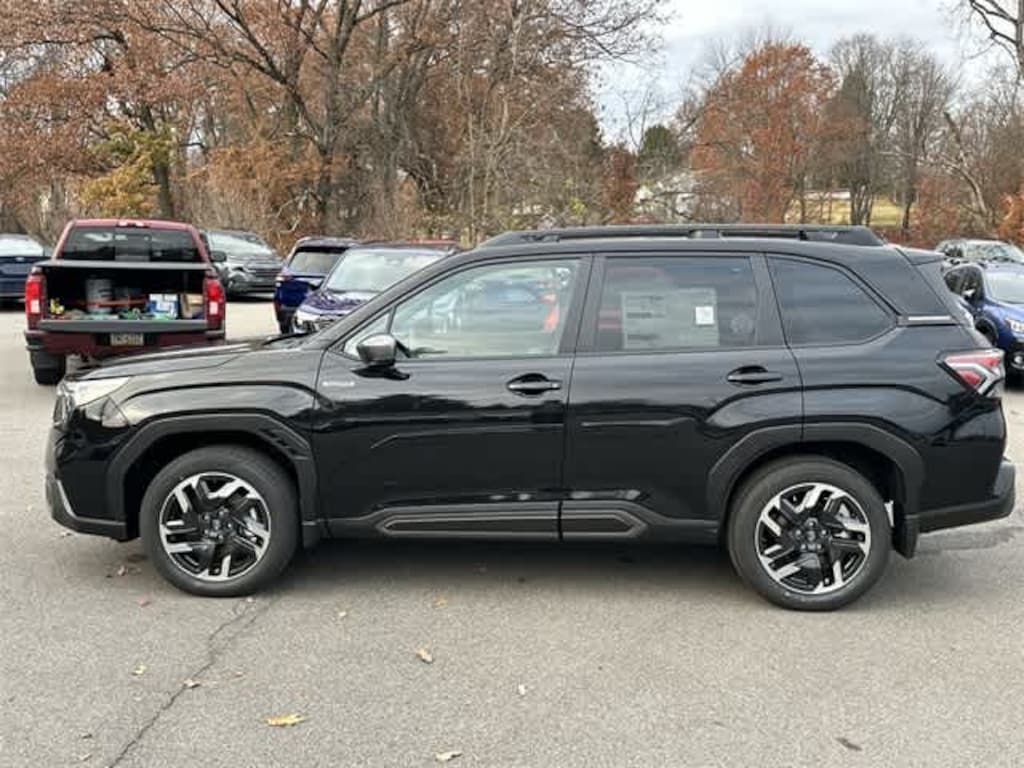 New 2025 Subaru Forester Hybrid Limited SUV