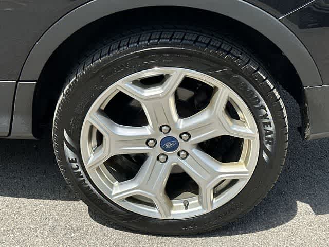 Thumbnail: 2019 Ford Escape - 5