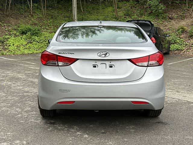 Thumbnail: 2013 Hyundai Elantra - 4