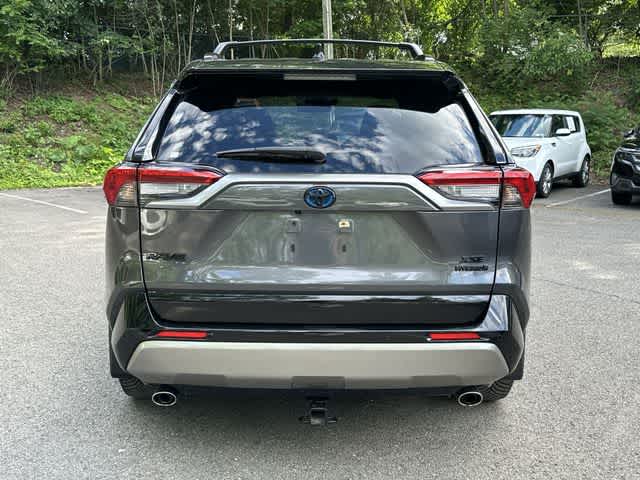 Thumbnail: 2022 Toyota RAV4 - 3
