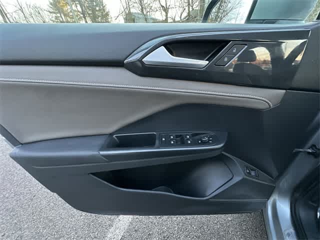 Thumbnail: 2022 Volkswagen Taos - 18