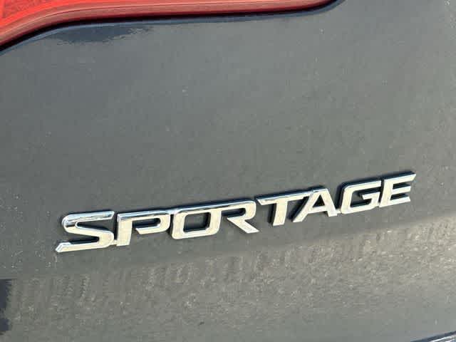 Thumbnail: 2013 Kia Sportage - 22