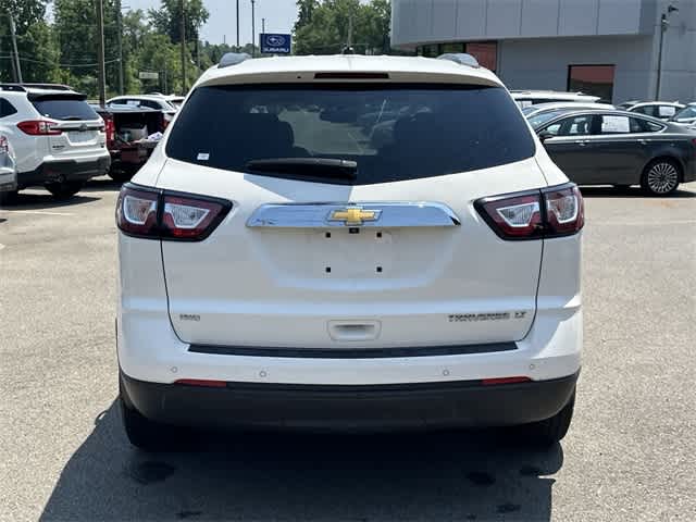 Thumbnail: 2015 Chevrolet Traverse - 4