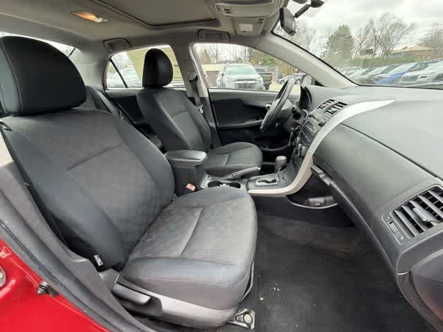 Thumbnail: 2009 Toyota Corolla - 18