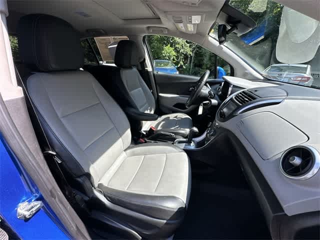 Thumbnail: 2015 Chevrolet Trax - 18