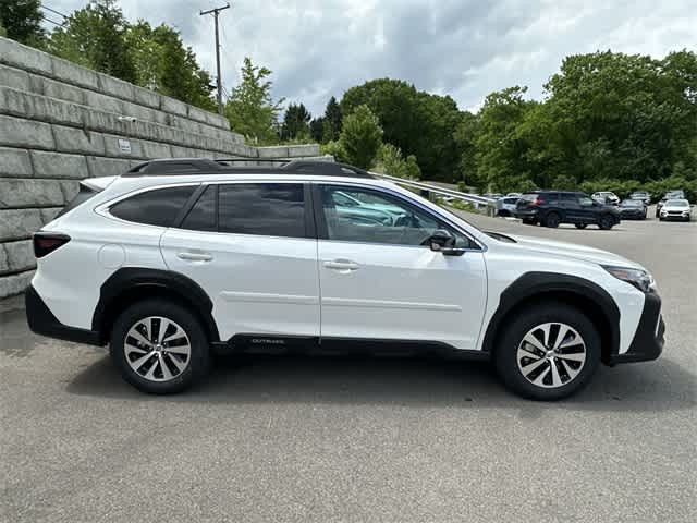 2025 Subaru Outback Premium 3