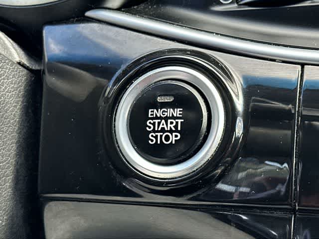 Thumbnail: 2015 Kia Optima - 11