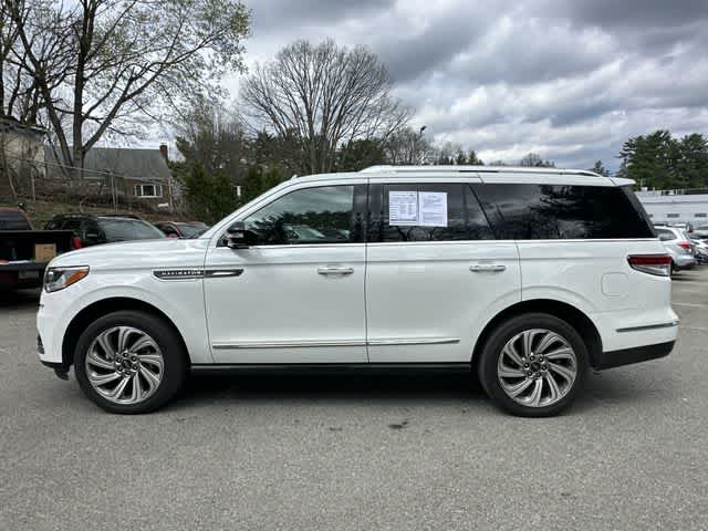 Thumbnail: 2024 Lincoln Navigator - 2