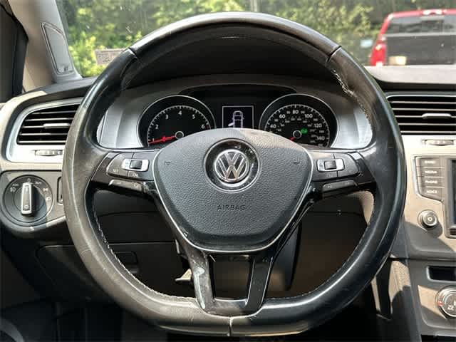 Thumbnail: 2017 Volkswagen e-Golf - 8