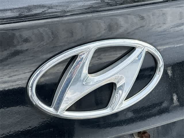 Thumbnail: 2014 Hyundai Elantra - 19