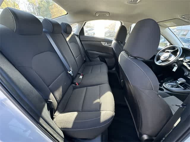 Thumbnail: 2020 Kia Forte - 22