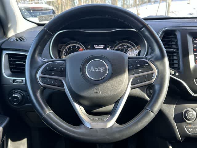 Thumbnail: 2019 Jeep Cherokee - 7
