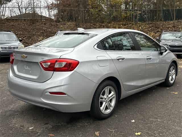 Thumbnail: 2017 Chevrolet Cruze - 28