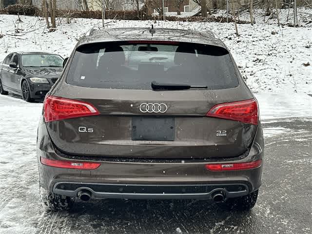 Thumbnail: 2012 Audi Q5 - 4